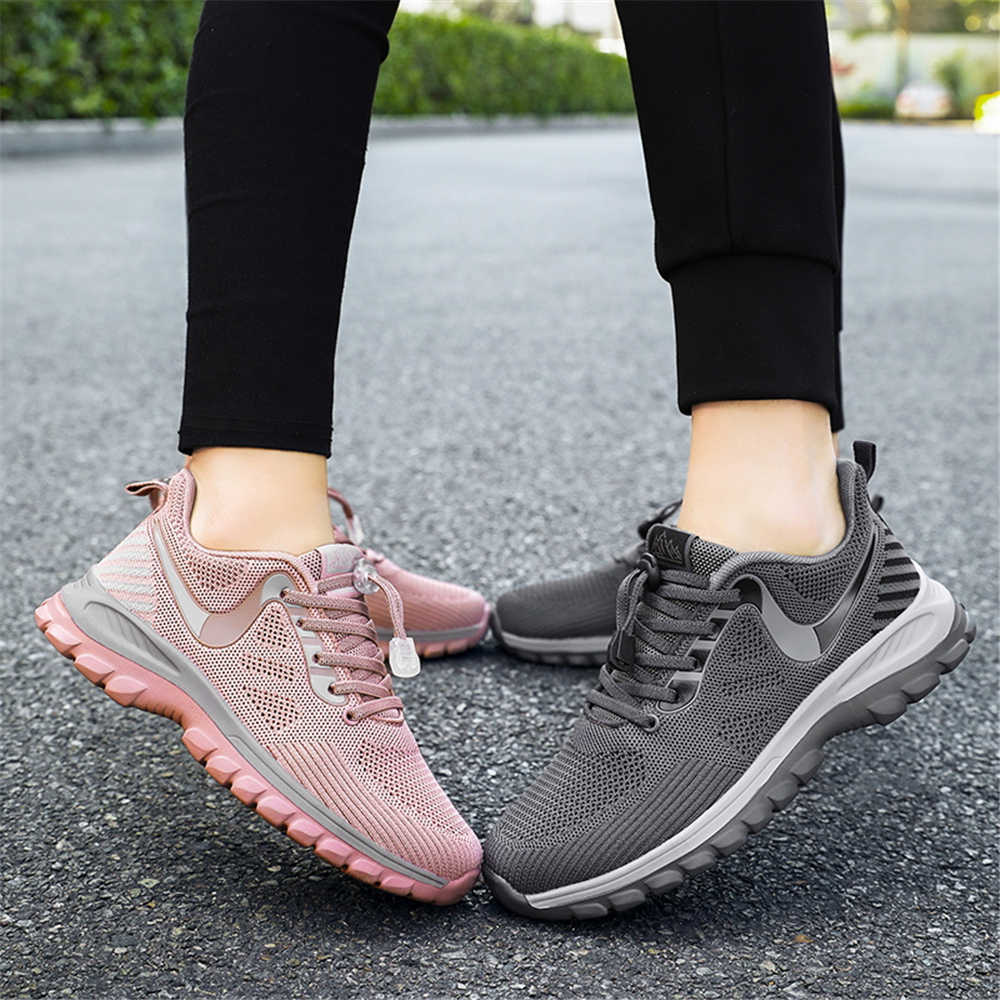 รองเท้าผ้าถักกันลื่นผู้ชาย ไซส - Casual Sneakers Men บทวิจารณ์และราคา
